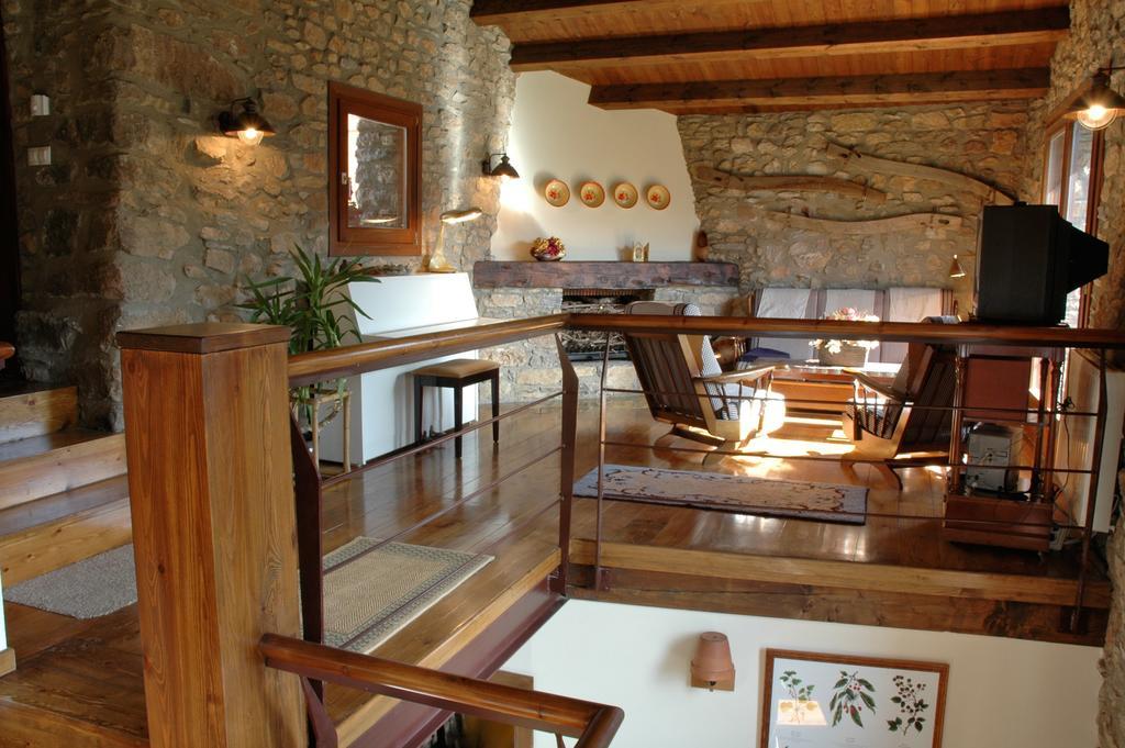 Casa Rural Al Pirineu Ansobell ภายนอก รูปภาพ